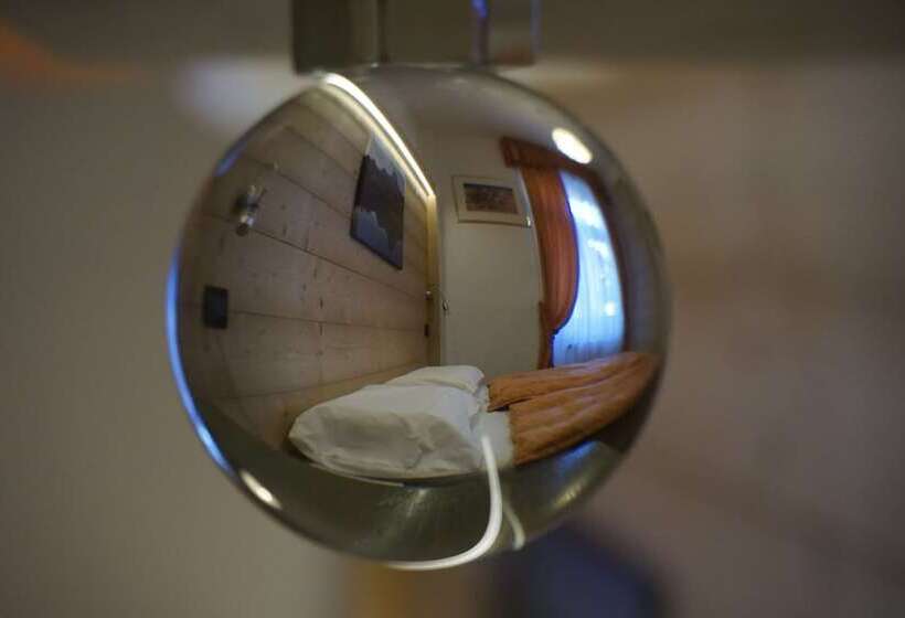 בית מלון כפרי Montana