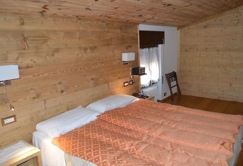 בית מלון כפרי Montana