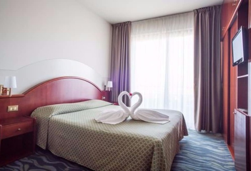 ホテル Porto Azzurro