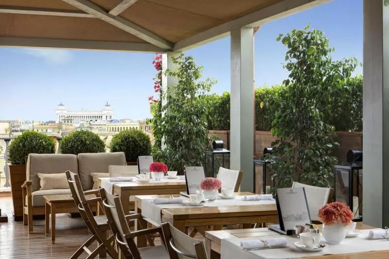 בית מלון כפרי Portrait Roma  Lungarno Collection