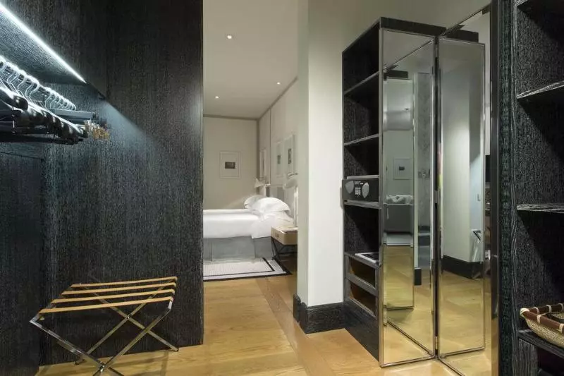 בית מלון כפרי Portrait Roma  Lungarno Collection