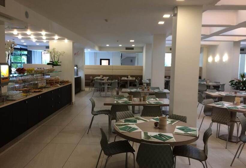 فندق Residence Holiday