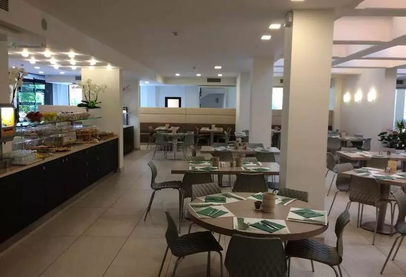 هتل Residence Holiday