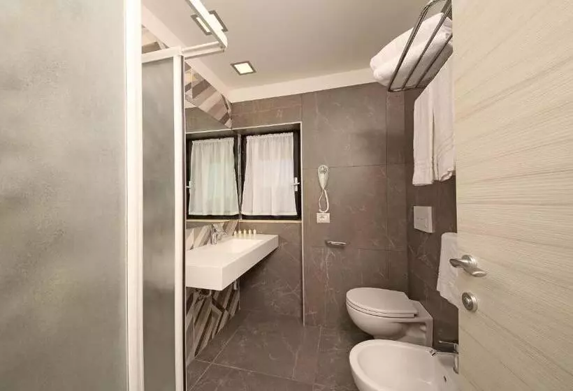 هتل Residence Holiday