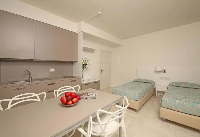 هتل Residence Holiday