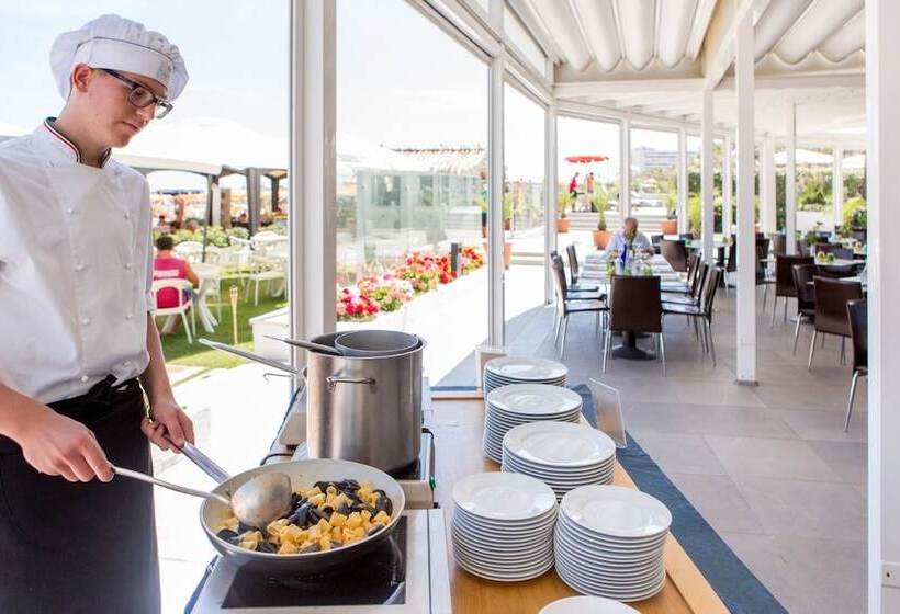 בית מלון כפרי Sea Lion