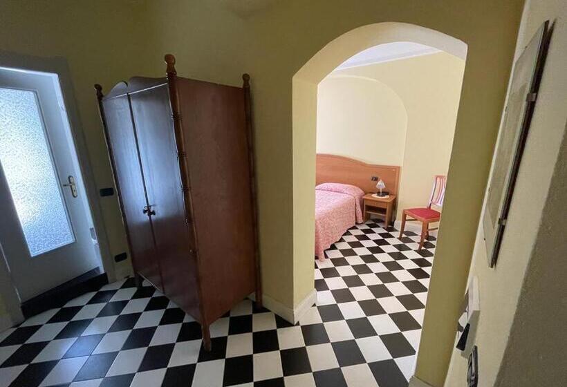 فندق Villa Fieschi