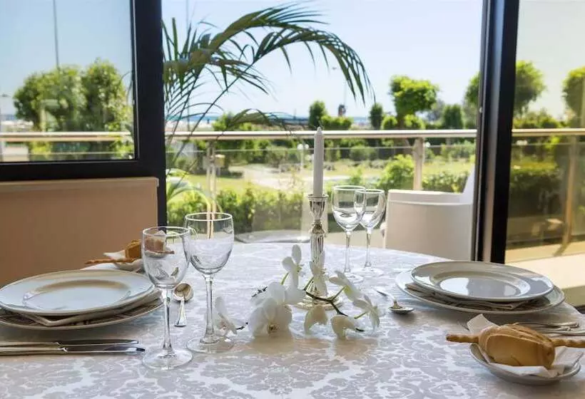 هتل Waldorf Suite