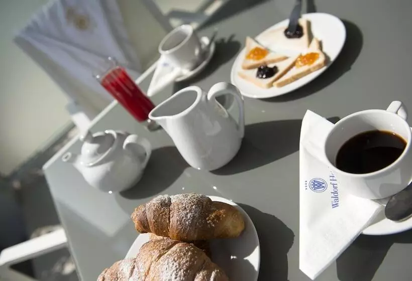 هتل Waldorf Suite