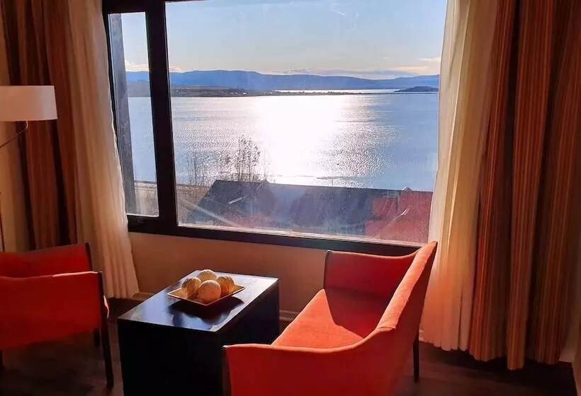 Xelena Hotel & Suites