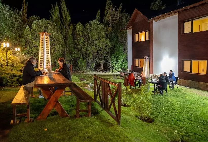 Xelena Hotel & Suites