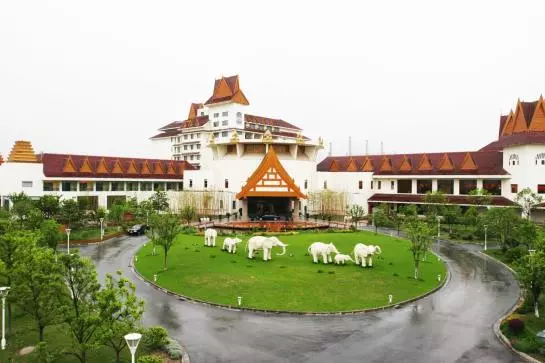 Oak Bay Garden Hotel