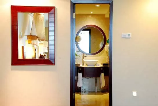 Oak Bay Garden Hotel