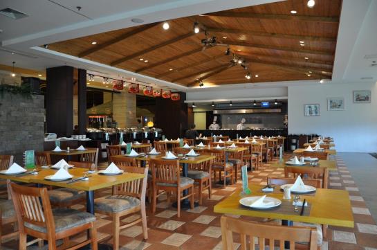 Oak Bay Garden Hotel