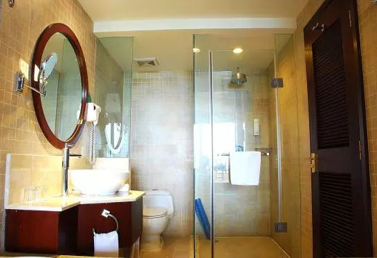 Oak Bay Garden Hotel