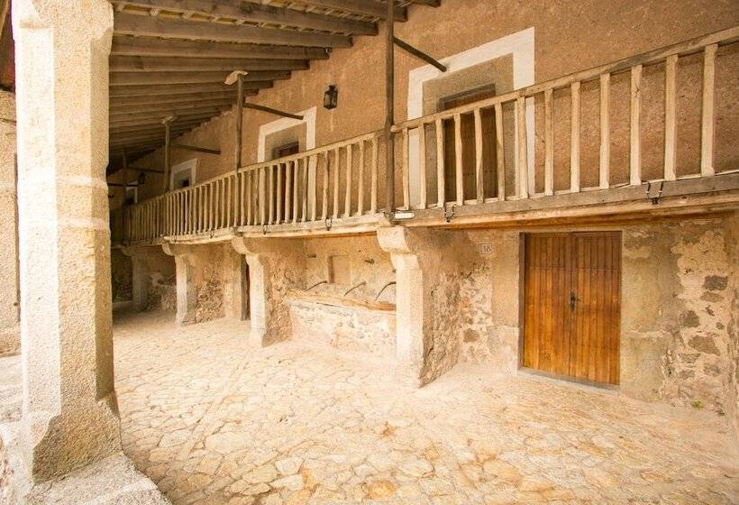 فندق صغير Santuari De Lluc