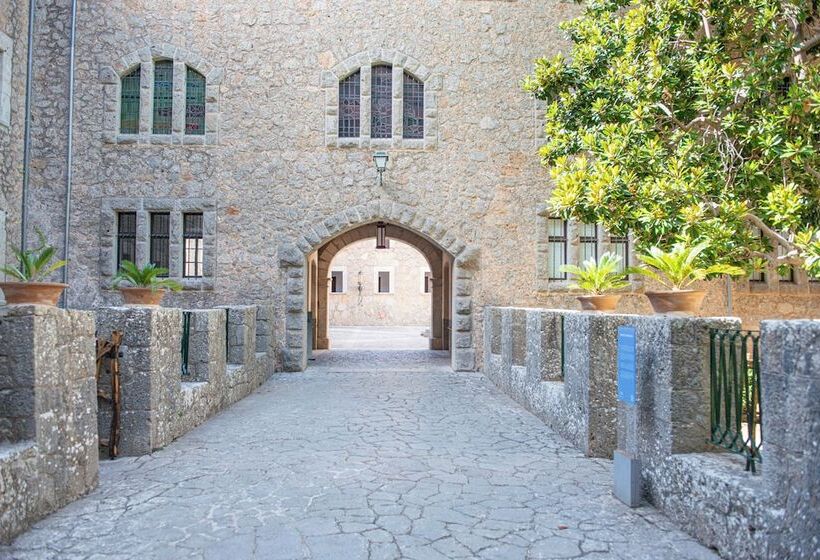 فندق صغير Santuari De Lluc