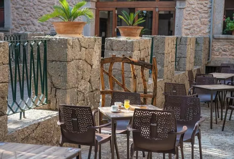 فندق صغير Santuari De Lluc