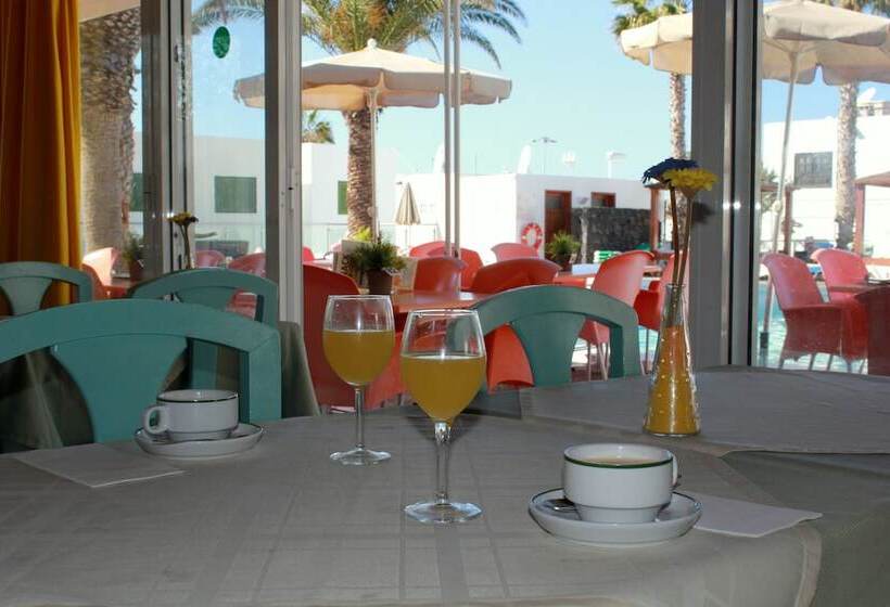 Apartamentos Arena Dorada