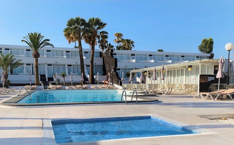 Apartamentos Arena Dorada