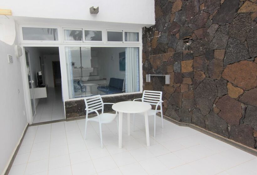 Apartamentos Arena Dorada