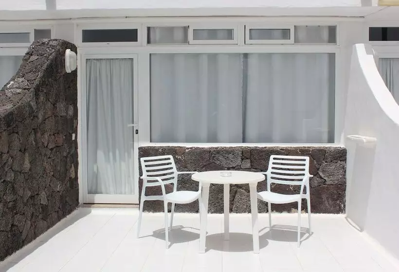 Apartamentos Arena Dorada