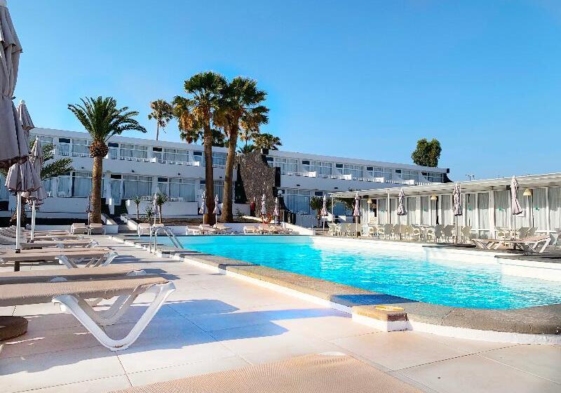 Apartamentos Arena Dorada