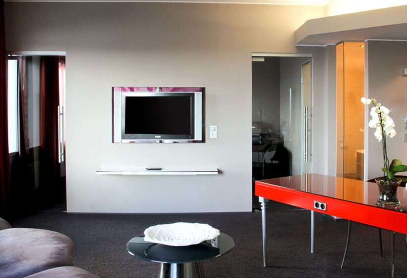 Clarion Hotel Bergen Airport