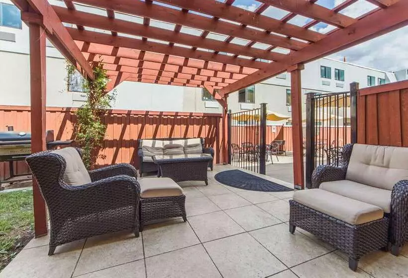 فندق Comfort Inn Dallas Park Central