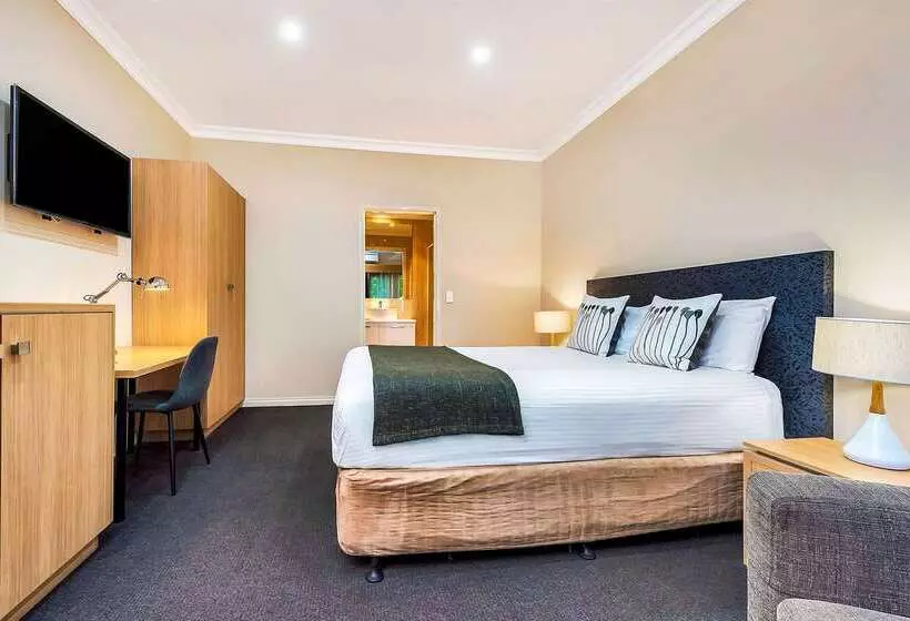 هتل Comfort Inn & Suites Sombrero