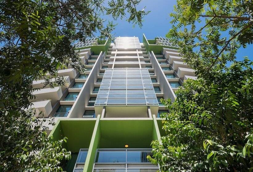 בית מלון כפרי Flynn Brisbane