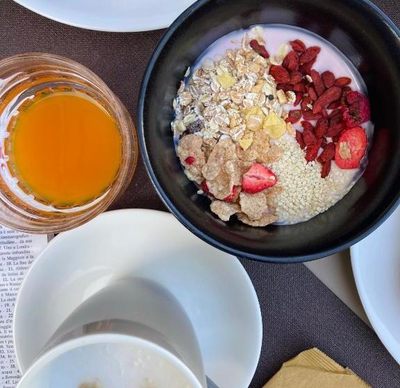 هتل Garnì Orchidea