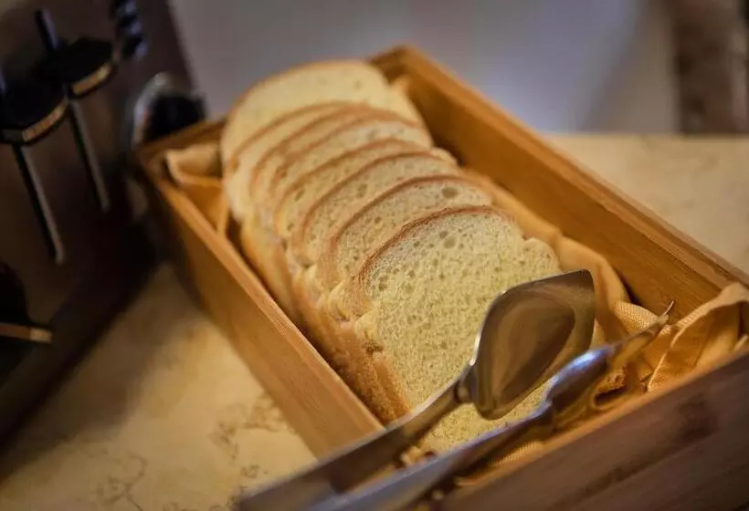 فندق Garnì Orchidea