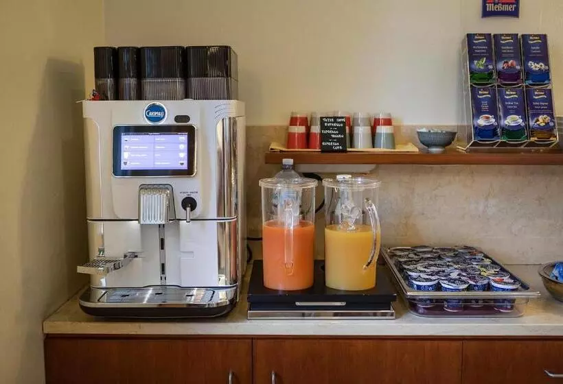 فندق Garnì Orchidea