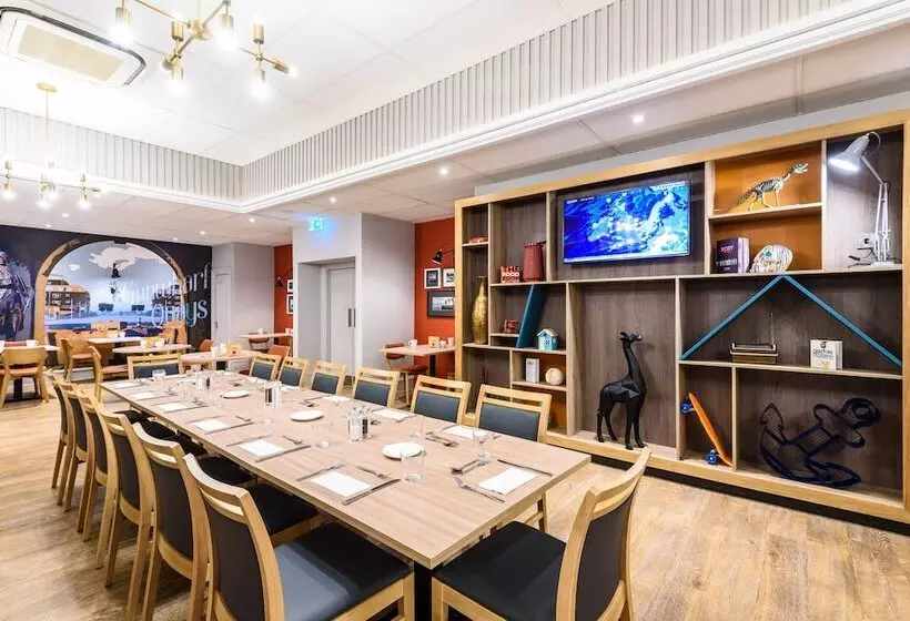 Отель Holiday Inn Portsmouth, An Ihg