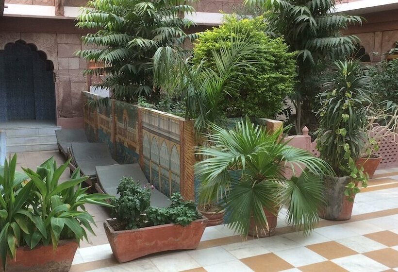 호텔 Krishna Prakash Heritage Haveli