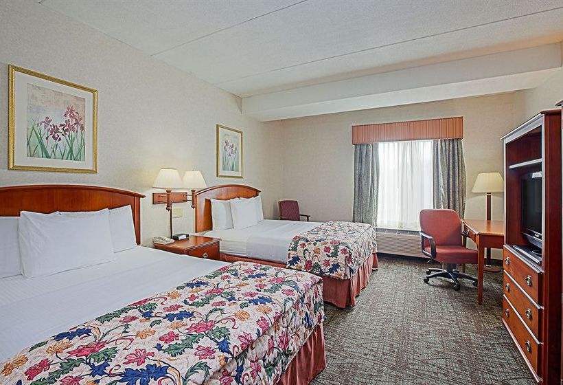 ホテル La Quinta Inn Paramus
