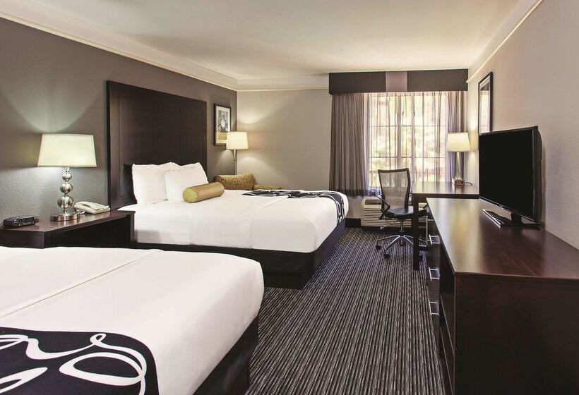 בית מלון כפרי La Quinta By Wyndham Santa Clarita   Valencia