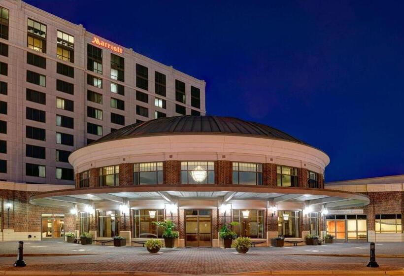 فندق Newport News Marriott At City Center