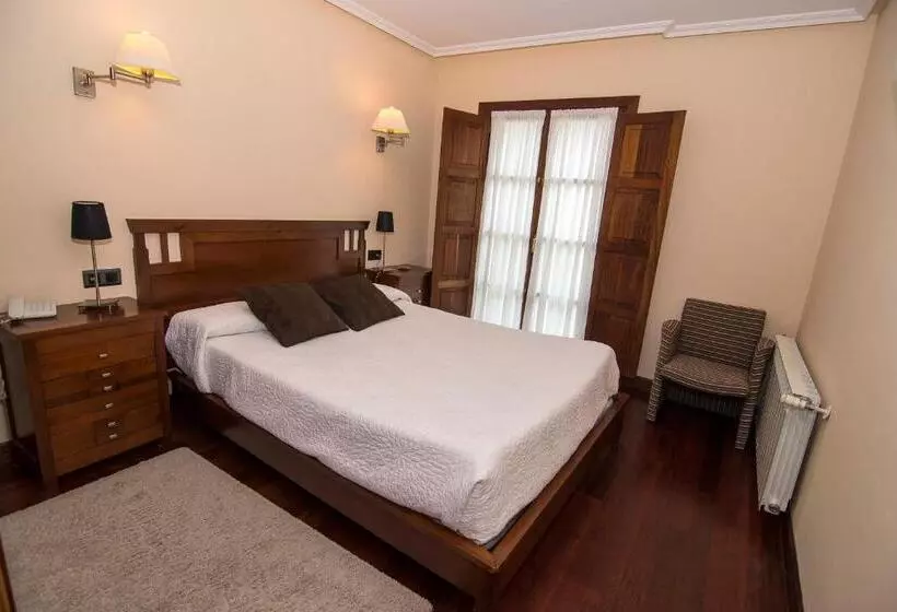 Отель Puerta Del Oriente