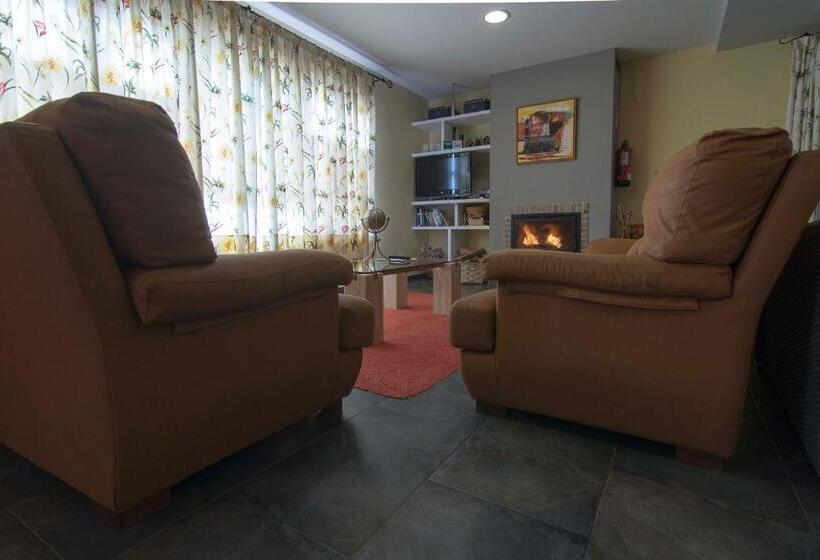 בית מלון כפרי Puerta Del Oriente