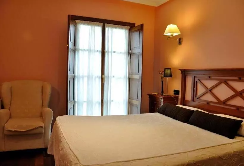 Отель Puerta Del Oriente