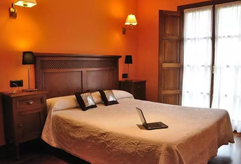 Отель Puerta Del Oriente