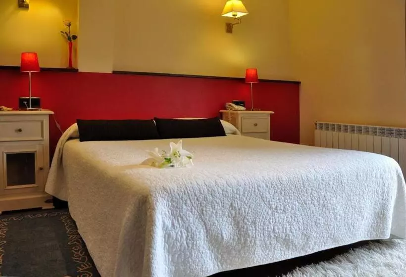 Отель Puerta Del Oriente