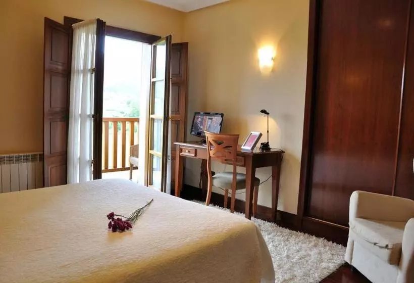 Отель Puerta Del Oriente