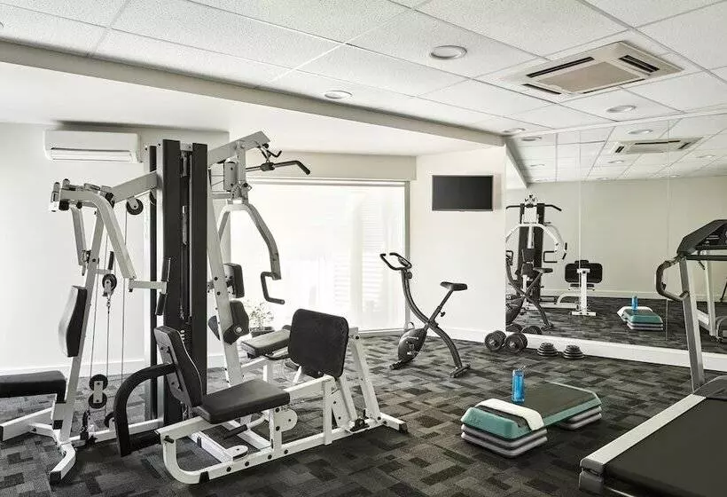 Отель Punthill Essendon