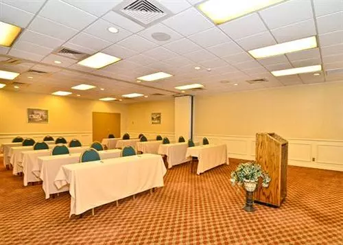 בית מלון כפרי Quality Inn Spokane, Downtown 4th Avenue