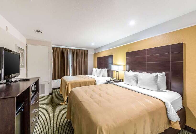 호텔 Quality Inn & Suites Seaworld North