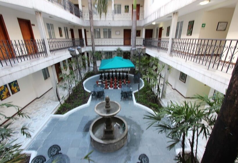 Hotel San Fernando Real