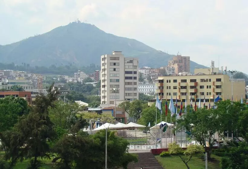 فندق San Fernando Real